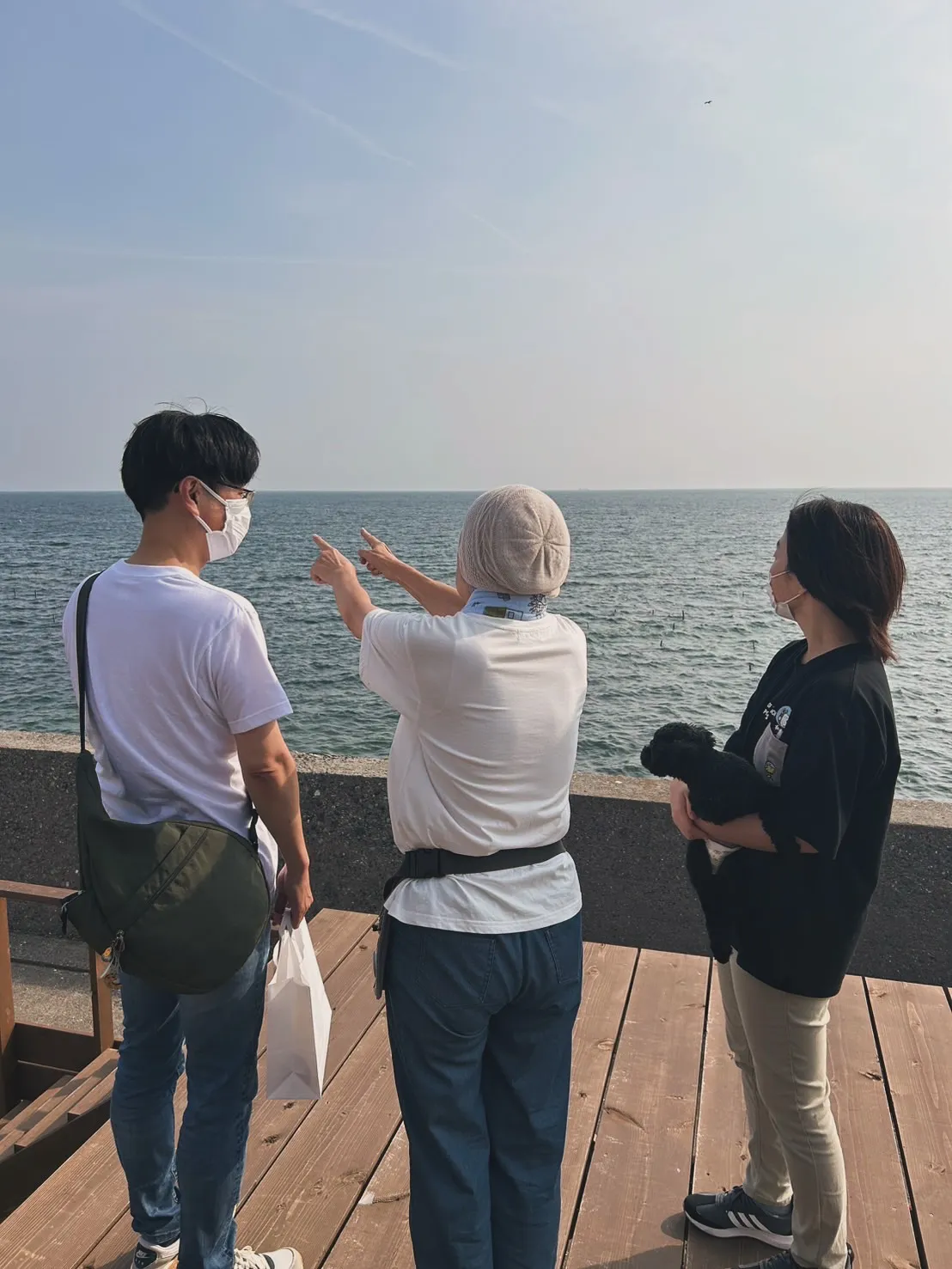むぎちゃん｜海風とおやつタイム🐾