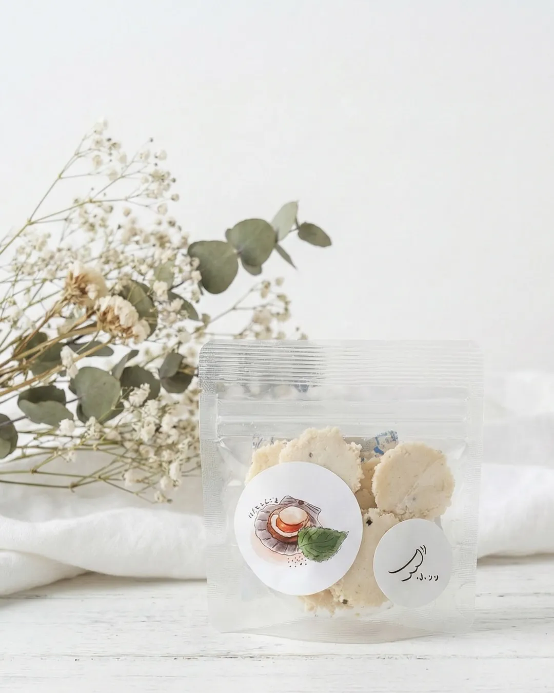 今月のおせんべい🐾